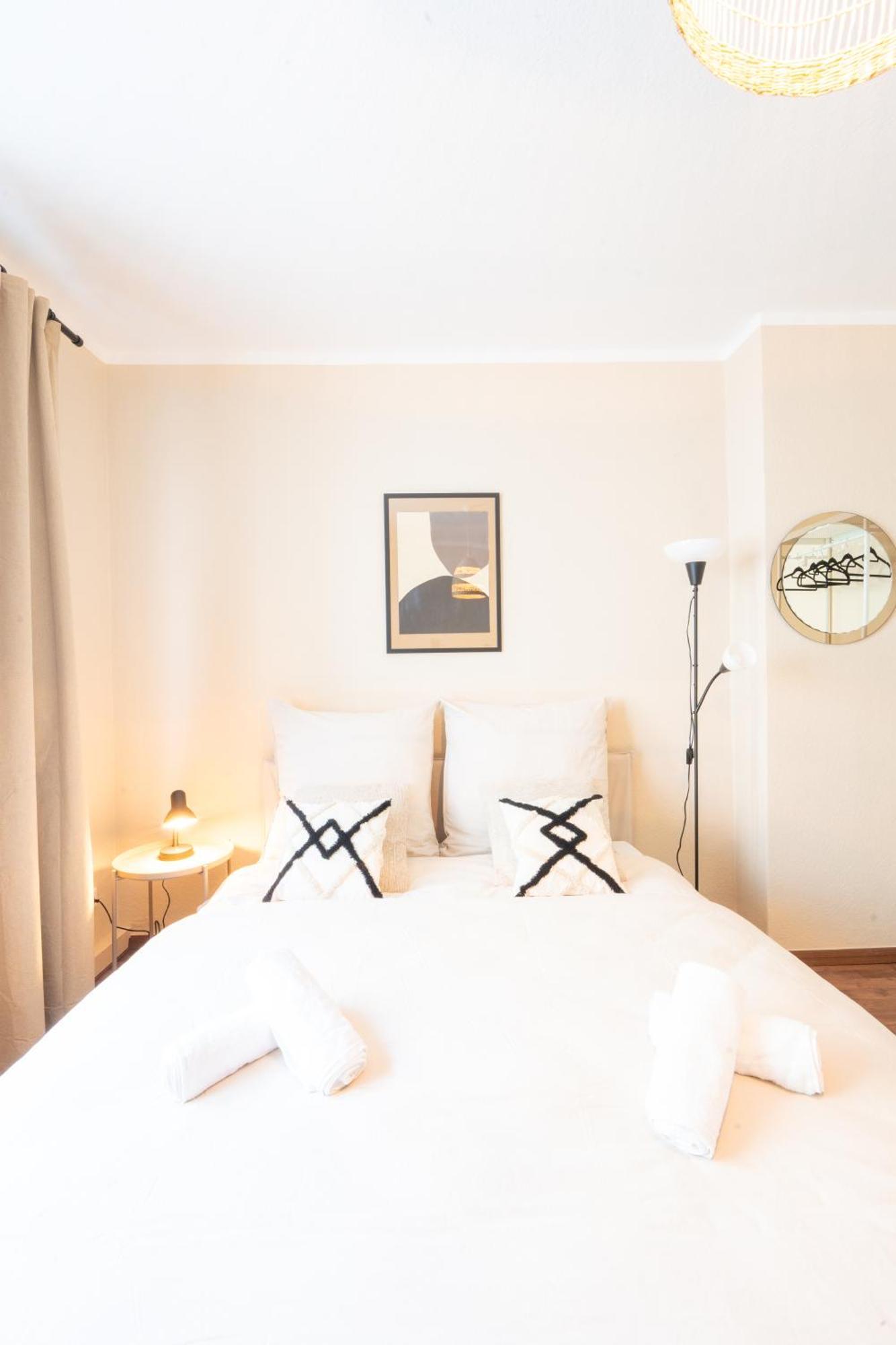 -Super Zentrales Zimmer- Direkt An Der Lutter! Bielefeld Exterior photo